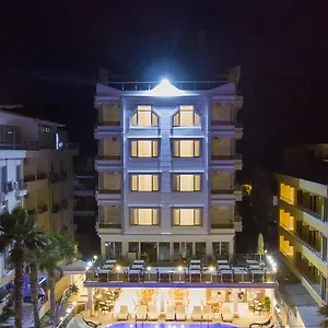 Otel Amphora, Ayvalı